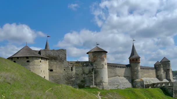 alte Festung in kamenetc-podilsky - Filmmaterial, Video