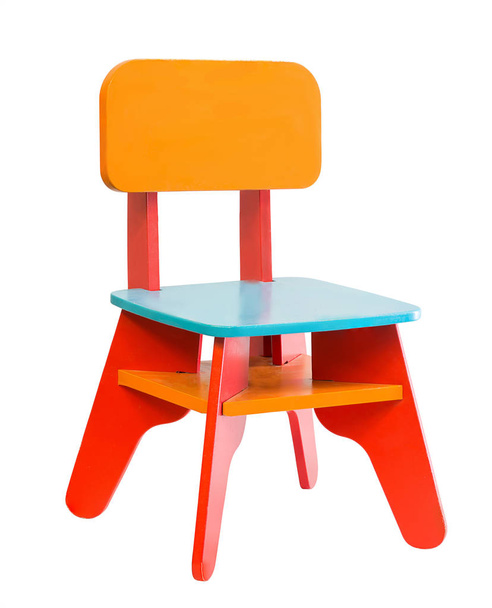 Kolorowe dzieci drewniane krzesło na białym tle - Zdjęcie, obraz