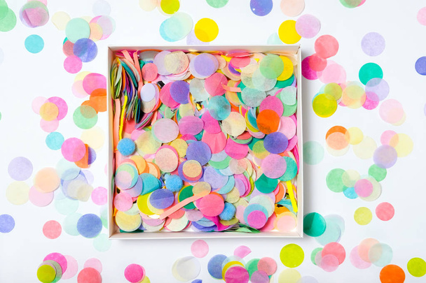 Open box with confetti - Foto, Imagem