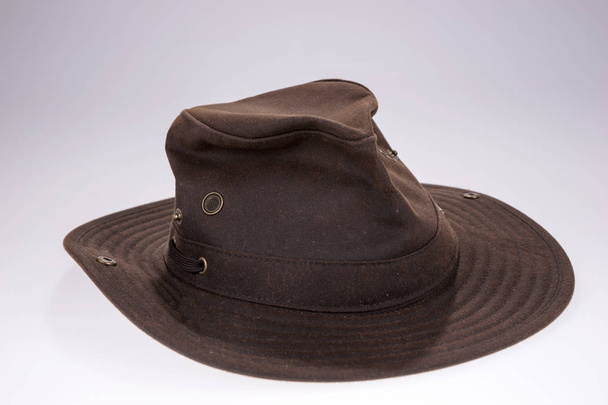 Chapéu cowboy marrom isolado
 - Foto, Imagem