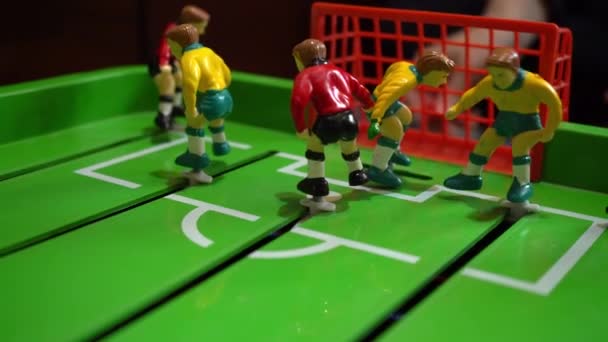 Futebol de mesa, jogo de tabuleiro das crianças, câmera lenta
 - Filmagem, Vídeo