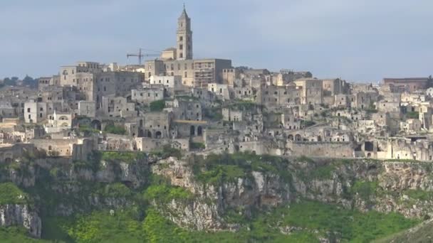 Italia, Matera, piedras de Matera, sitio UNESCO, panorama de la ciudad. Zoom:
 - Metraje, vídeo