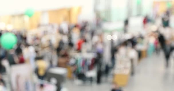 Absztrakt blur emberek áruházban vásárlás - Felvétel, videó