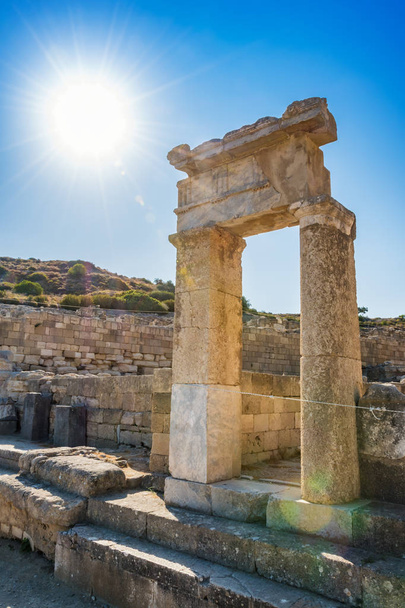 Columns of doric temple in city of Kamiros (island of Rhodes, Greece) - Photo, Image