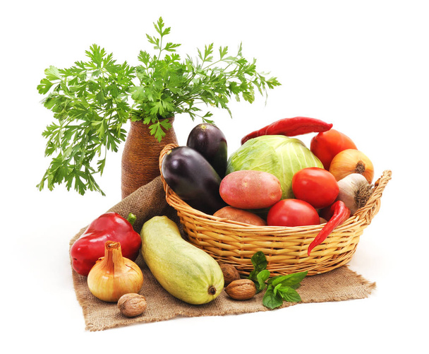 Vegetables in the basket and in sackcloth. - Foto, Imagem