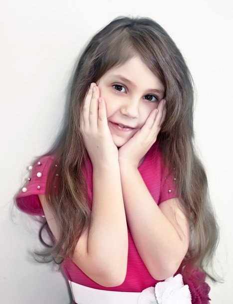 Portret młodej ładnej dziewczyny - Zdjęcie, obraz