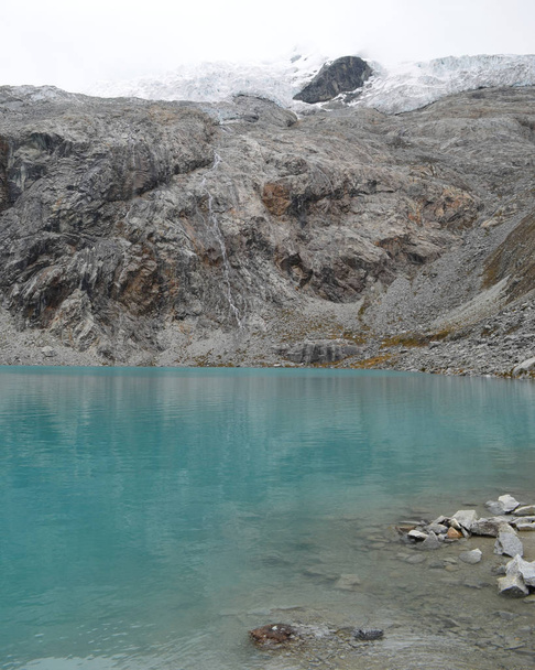 Laguna 69 in the Cordillera Blanca, near Huaraz Peru - Zdjęcie, obraz