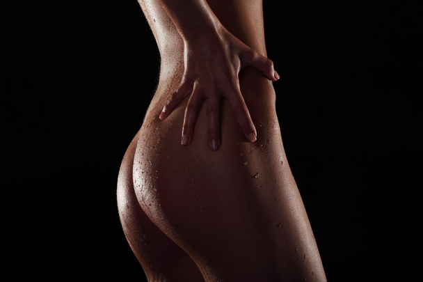Sexy wet body of slim woman - Foto, Bild