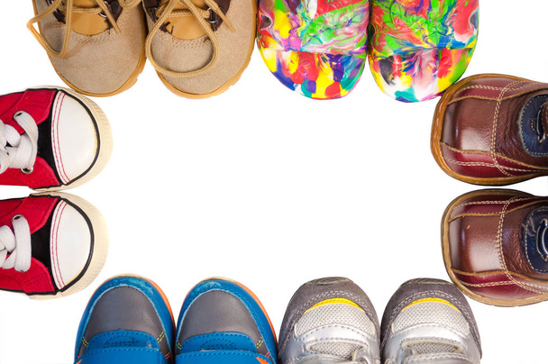 Zapatos para niños para diferentes climas y épocas del año  - Foto, Imagen