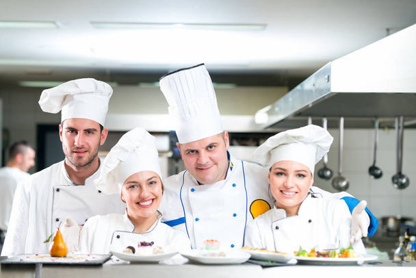 chefs na cozinha - Foto, Imagem