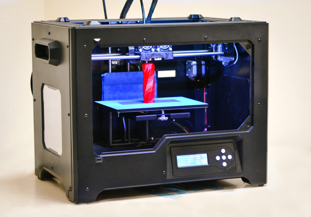 La impresora 3D funciona y crea un objeto a partir del plástico fundido en caliente - Foto, Imagen