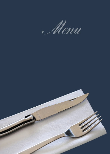 Bestek in de lay-out van het menu van een restaurant - Foto, afbeelding