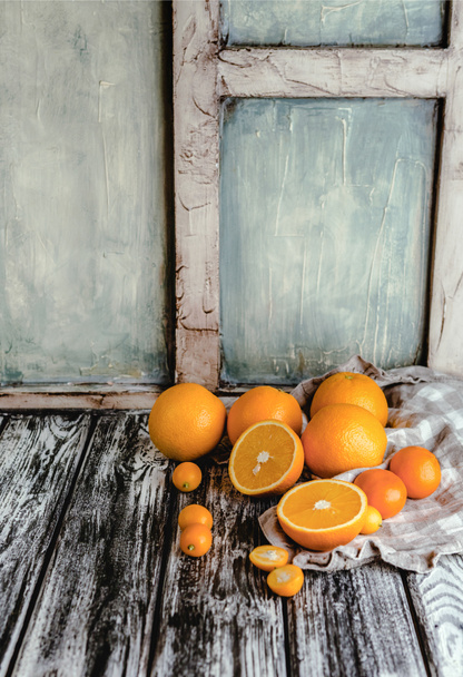 Naranjas y mandarinas
 - Foto, Imagen