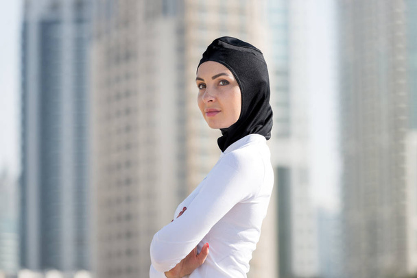 Arabian woman training outdoors - Фото, зображення