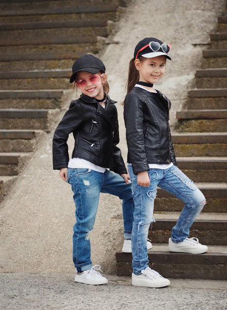 stylish funny little girls on the street - Zdjęcie, obraz