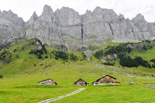 Obszarów wiejskich wsi Urnerboden w Szwajcarii - Zdjęcie, obraz