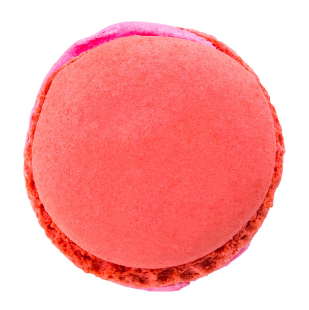 Macaron veya beyaz arka plan üzerinde acıbadem kurabiyesi. Renkli badem çerez - Fotoğraf, Görsel