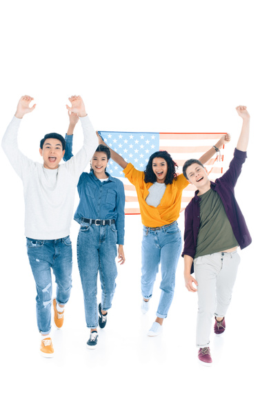 grupo de estudiantes felices con bandera de EE.UU. aislada en blanco
 - Foto, imagen