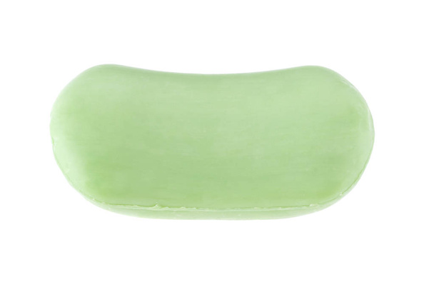 grüne Seife isoliert auf weißem Hintergrund - Foto, Bild