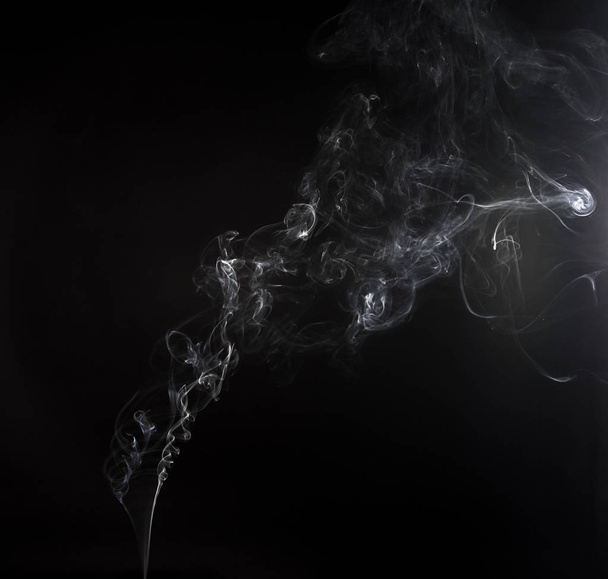 Дымовые волны ароматной палки
 - Фото, изображение