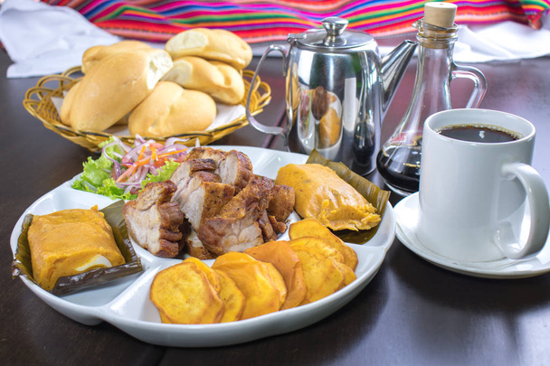Peruvian food: Chicharrones, tamales, camote frito - Zdjęcie, obraz
