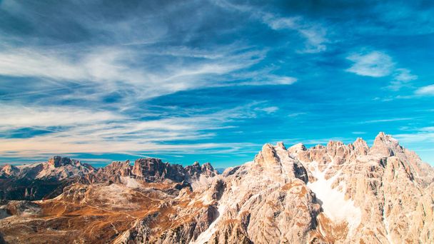 Осінь походи в альпійські долини Пустеріа - Фото, зображення