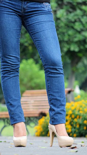 Girl Legs Teen Female - Fotó, kép