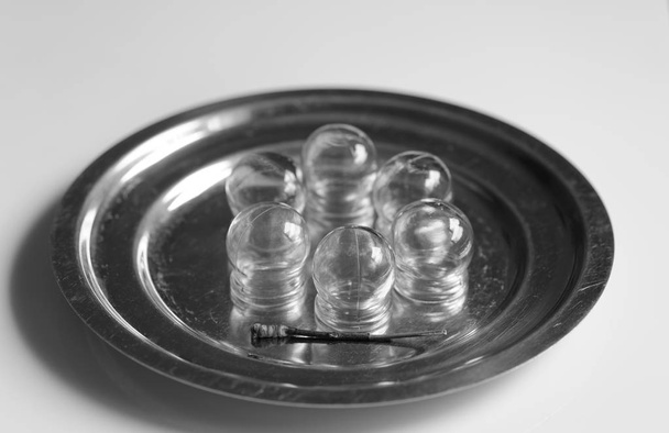 kupa szemüveg kehely poharat egészségügyi zár megjelöl mint hagyományos orvosság  - Fotó, kép