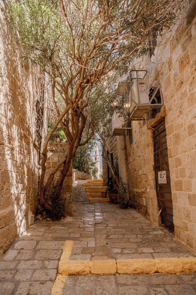 Antiga rua da cidade árabe
 - Foto, Imagem