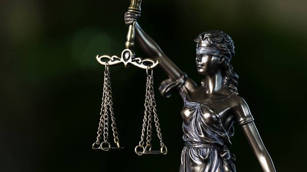 Oficina legal de abogados. estatua modelo legal de Themis diosa de la justicia
. - Foto, Imagen