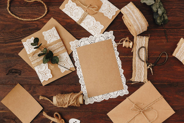 How to make Wedding Invitation. Rustic Diy concept. Handmade handcrafted items Flat lay - Фото, изображение