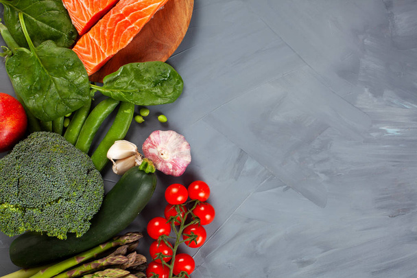 Variedad de alimentos orgánicos saludables ricos en fibra, proteínas y antioxidantes
 - Foto, Imagen