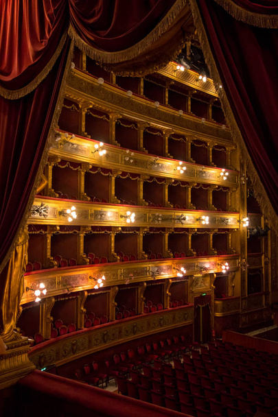 Театр Массимо, Палермо, Италия
 - Фото, изображение