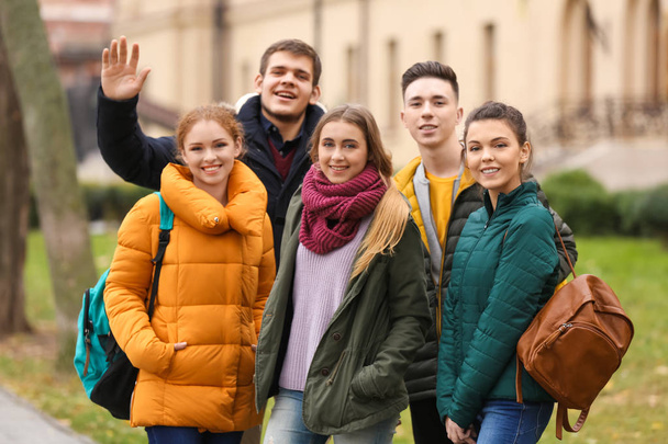 Group of cheerful teenagers outdoors - Zdjęcie, obraz