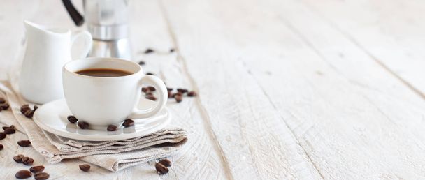 Итальянский набор кофе на завтрак
 - Фото, изображение