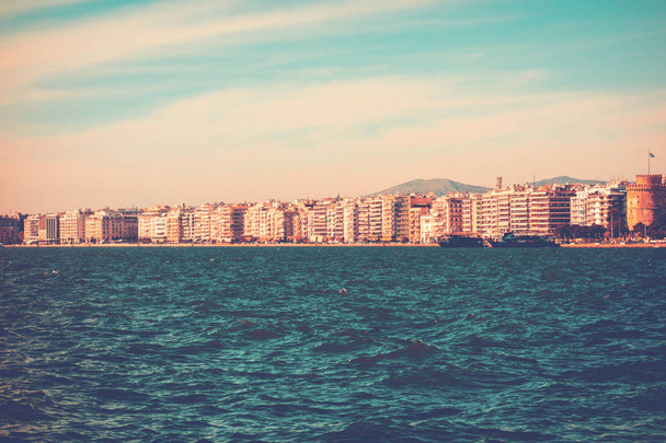 bella passeggiata di Salonicco dal mare vista laterale
 - Foto, immagini