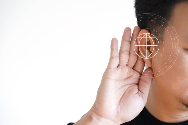 Jovem homem perda auditiva ondas sonoras tecnologia de simulação Ouça
 - Foto, Imagem