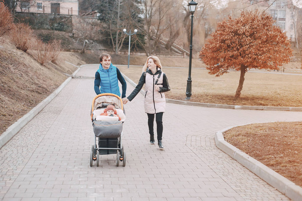 family on a walk - Fotografie, Obrázek