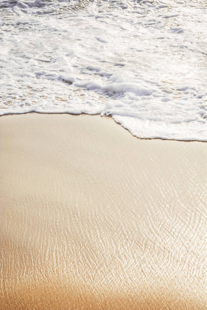 ocean wave on sandy beach - Φωτογραφία, εικόνα
