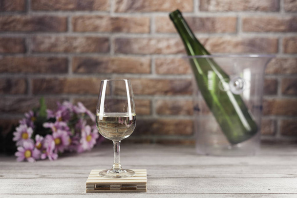  white wine glass - Φωτογραφία, εικόνα