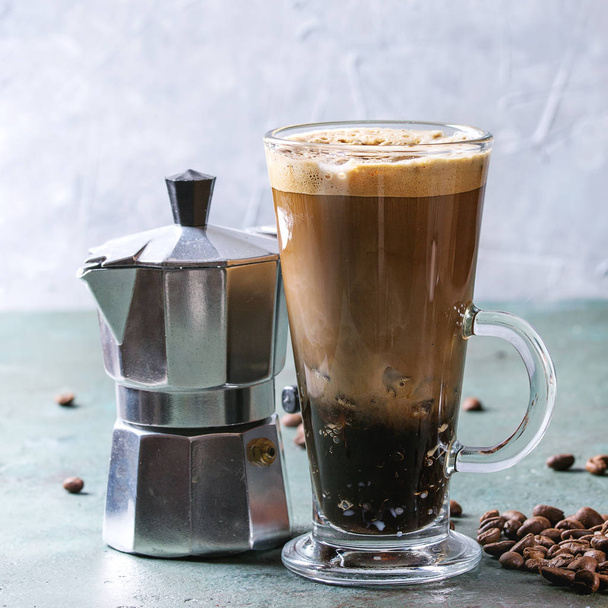 Kawa espresso z woda gazowana - Zdjęcie, obraz