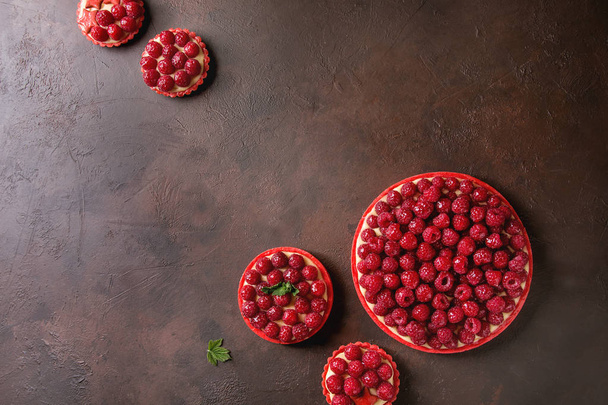 Variety of raspberry tarts - Fotografie, Obrázek