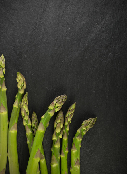 Bunch of Raw Garden Asparagus - 写真・画像
