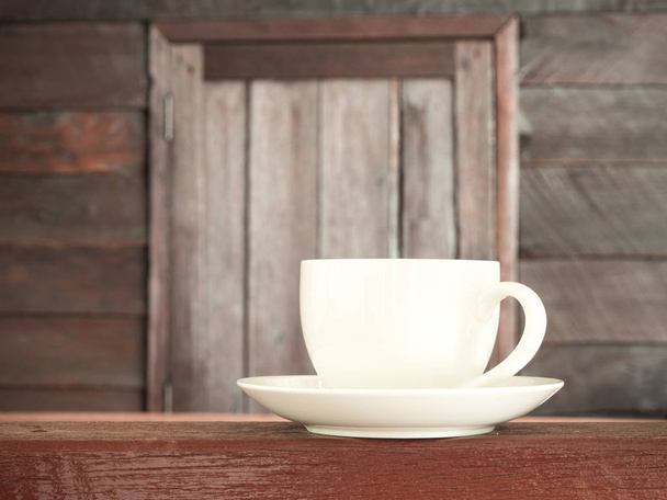 tasse café sur table en bois vieux fond en bois
 - Photo, image