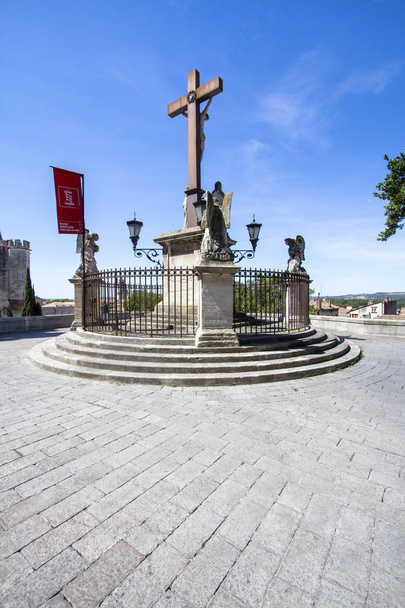 Kruis in het paleis van de pausen in Avignon, Frankrijk - Foto, afbeelding