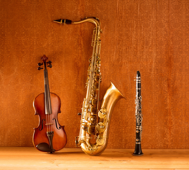Classic music Sax tenor saxophone violin and clarinet vintage - Valokuva, kuva
