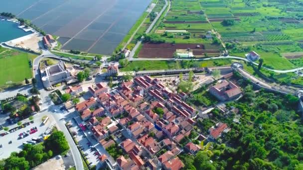 Ston letecký pohled na záliv a staré město, Dalmácii region Chorvatska - Záběry, video