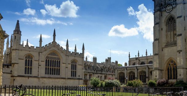 Bodleian Libraries. Oxford
 - Foto, Imagen