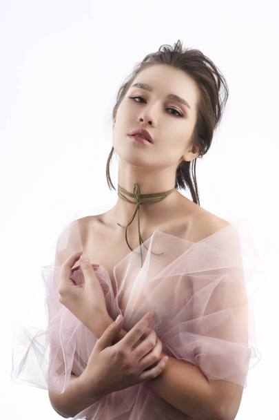 Beautiful young big breast asian girl wearing a pink veil on her - Fotografie, Obrázek