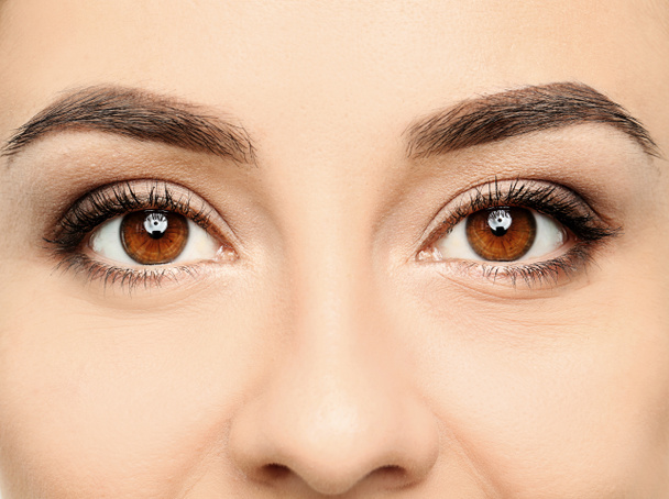 Genç kadın, closeup gözler. Göz doktoru ziyaret - Fotoğraf, Görsel